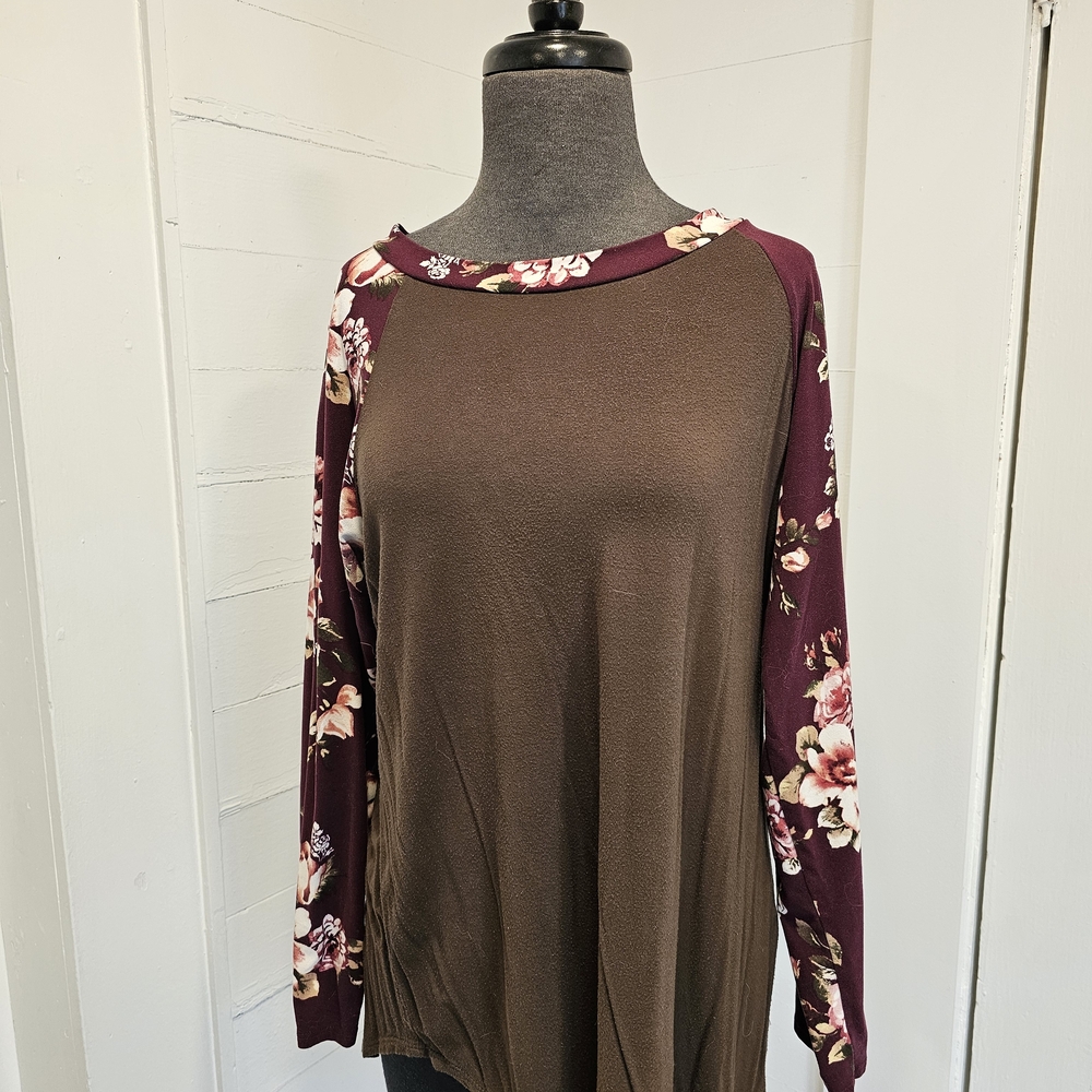 Floral Sleeve Brown Long Sleeve Top